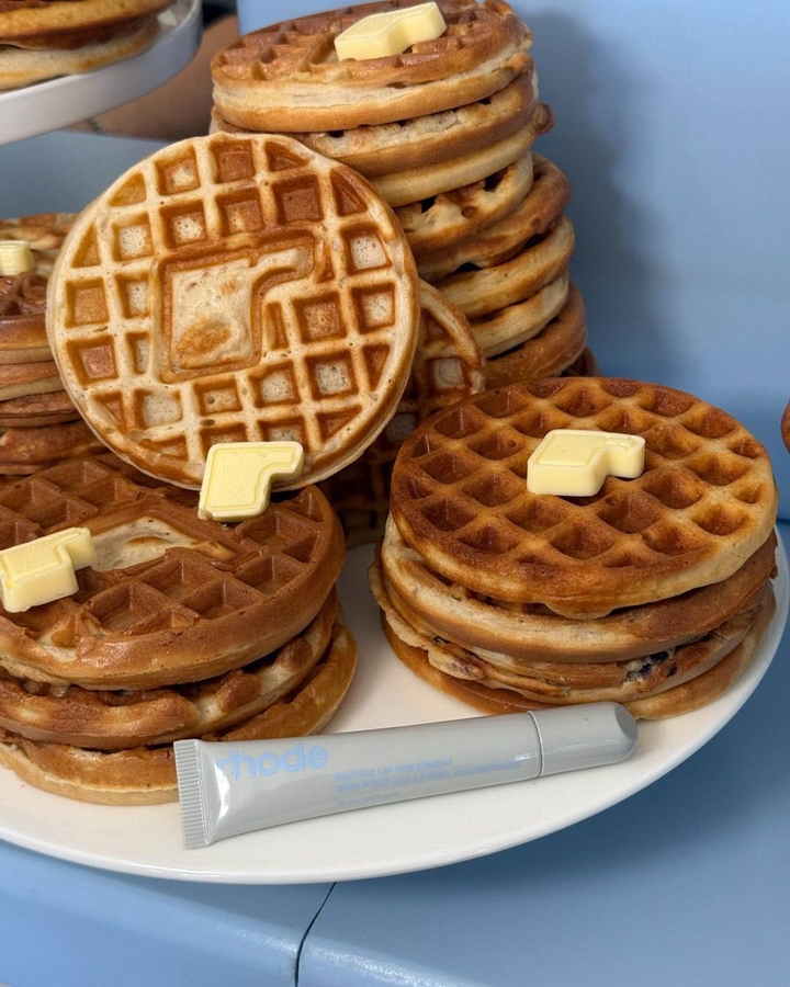 С прозрачным ухаживающим средством