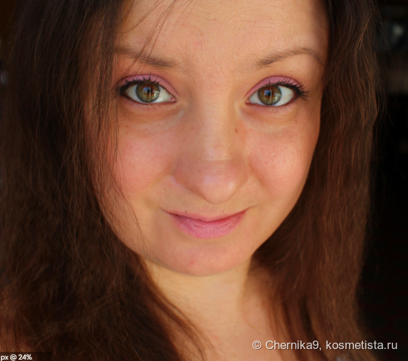 С матовыми тенями на губах