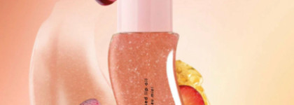 Нежная космическая слива с Gisou honey infused lip glazed plum