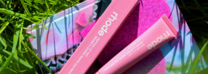 Розовый, но не любимый: Rhode peptide lip tint в оттенке Ribbon
