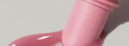 Розовый, но не любимый: Rhode peptide lip tint в оттенке Ribbon