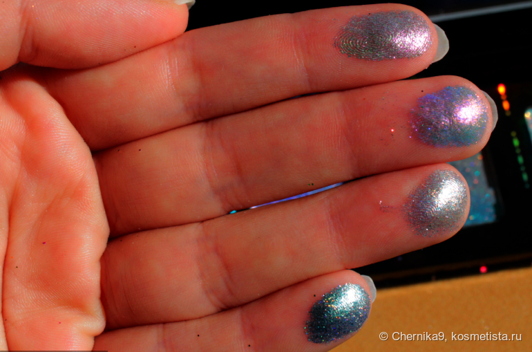 Все оттенки на солнце: снизу 4, рядом с ним 3, выше 2 ещё выше1.