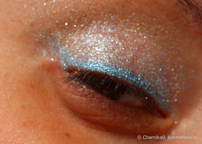 Солнечный свет чуть-чуть в расфокусе