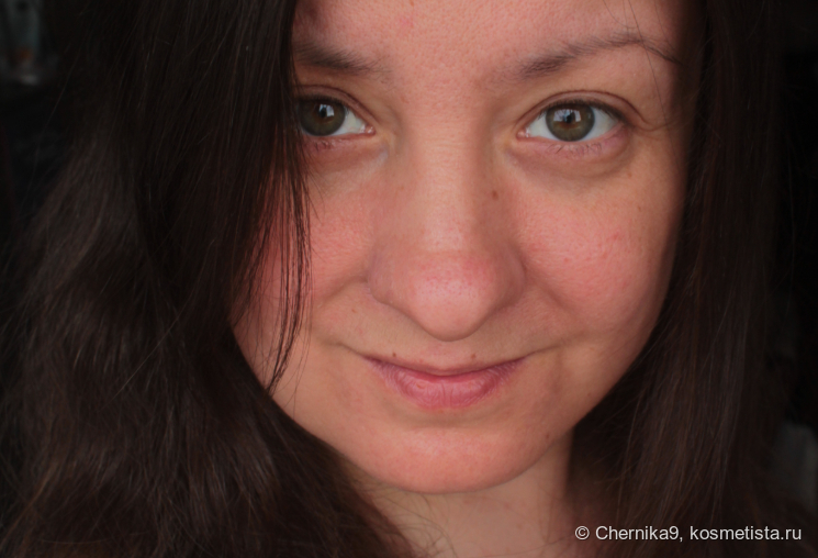 Без макияжа в другом освещении: дневной свет подальше от окна