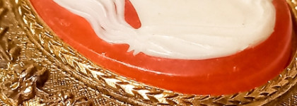 Коллекционный раритет. Часть 14. Max Factor Cameo collection compact