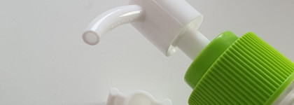 Уход за проблемной кожей лица от Dr. Jart+ Teatreement