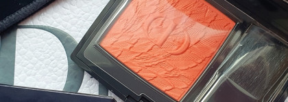 Нереально красивые румяна. Dior Rouge Blush Fall 2021в оттенке 462 Coral Flight