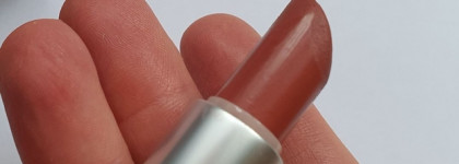 Матовая губная помада MAC Lipstick Matte Nude в оттенке Velvet Teddy