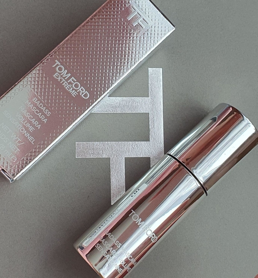 Отличная тушь для разделения и объема ресниц Tom Ford Bad Ass Lash ...