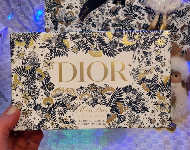 Рождественский набор Dior Gift Sets Christmas Holiday 2021. Miss Dior Blooming Bouquet Set