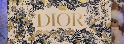 Рождественский набор Dior Gift Sets Christmas Holiday 2021. Miss Dior Blooming Bouquet Set