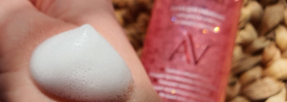 Пенка для очищения кожи лица Aravia Laboratories energy skin foam