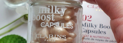 Тональный флюид в капсулах Clarins Milky Boost Capsules