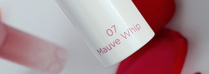 Самый крутой ультраглянцевый бальзам для губ Rom&nd Glasting Melting Balm в оттенке 07 Mauve Whip и 05 Nougat Sand