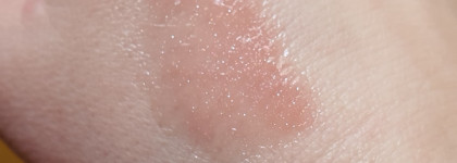 Ультраглянцевый блеск для губ Luxvisage icon lips glossy volume в красивом оттенке 505 Ice Beige