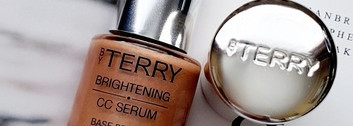 Лучшее из люкса: сыворотка-праймер для возрастной и сухой кожи By Terry Brightening CC Serum, 4 Sunny Flash