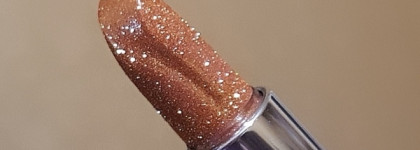 Роскошное сияние от Mac Fizzy Feels Lip Balm Holiday Colour, Taste for Bubbles