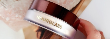 Прозрачная закрепляющая рассыпчатая пудра без талька - Hourglass Veil Translucent Setting Powder-Talc Free