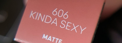 Придайте губам объем: MAC Macximal Matte Lipstick, #Kinda Sexy