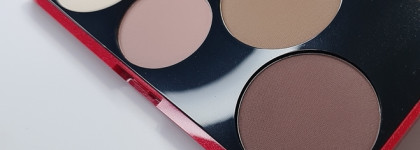 Рождественская палетка теней для век Bobbi Brown Smokey Gleam Eyeshadow Palette Christmas Holiday 2024