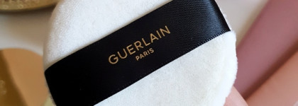 Пудра, которая блюрит кожу: Guerlain Parure Gold Skin Diamond Micro-Powder, оттенок 1 Прозрачный