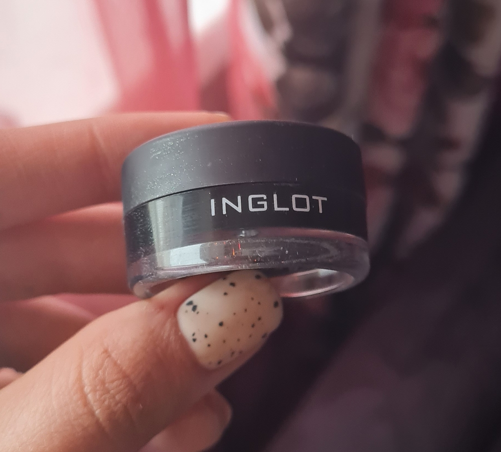 Inglot AMG gel eyeliner