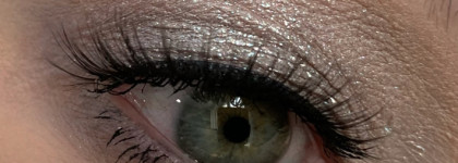 KVD Beauty Dazzle Stick Eyeshadow. Новый формат кремовых теней?