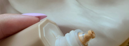 Самый легкий тон в моей косметичке. Fenty Beauty by Rihanna Eaze Drop Blurring Skin Tint в оттенке 9