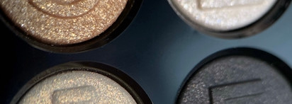 Рождество с Chanel #5 Les 4 Ombres Multi-effect Quadra Eyeshadow