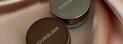 Это даже не аналог-это одни и те же тени! Hourglass Scattered Light (Smoke) VS Bodyography Glitter Pigment (Prism, Later Skater)