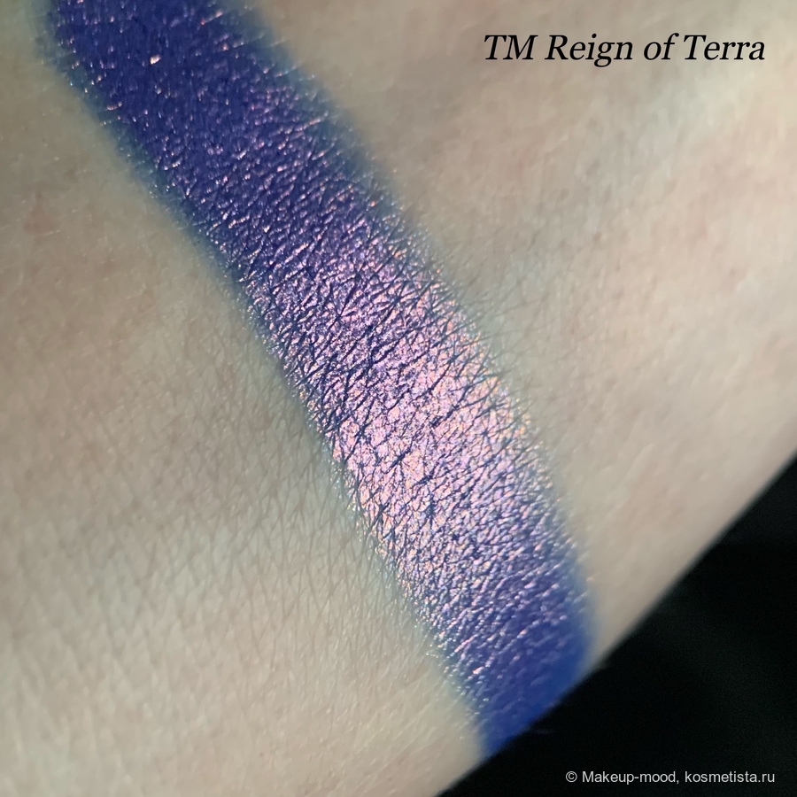 Terra Moons Cosmetics в оттенке Reign of Terra