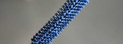 Знакомство с брендом Sergey Naumov: Supermatic False Lashes в оттенке Dark Blue Comedy, Autograph Esc, Cheek Color в оттенке Keep Loving, Lip Gloss в оттенке Made in Dance