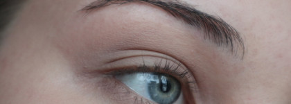 Розовый снег на веках - лёгкий макияж глаз для мероприятия