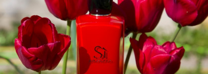 Sì Passione Giorgio Armani яркий фруктово- ягодный аромат