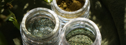 Ведьма с болот: несложный макияж глаз в зеленых тонах с пигментами Sigil Inspired