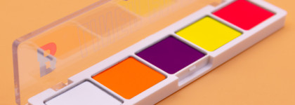 Просто добавь воды! Аквалайнеры By Beautybay Aquavated liner palette