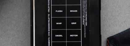 Куча денег за разочарование - Isamaya Industrial Colour Pigments Eyeshadow Palette