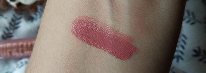 Знакомство с блеском для губ от Jeffree Star cosmetics - Supreme gloss