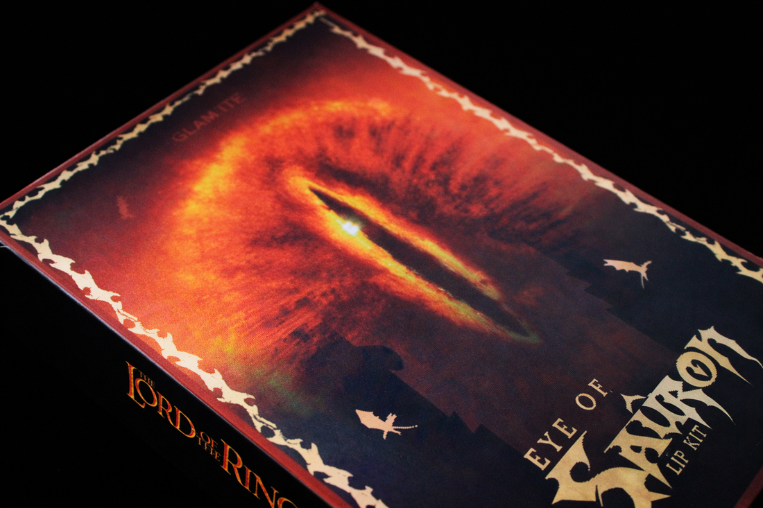 Картонный футляр. Под башней проступает Око.