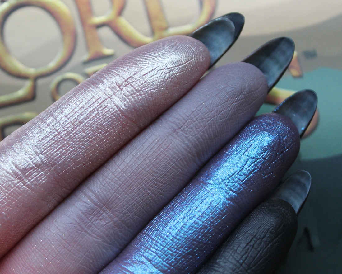 Слева направо: Galadriel, Gandalf, Lothlorien, Sauron.