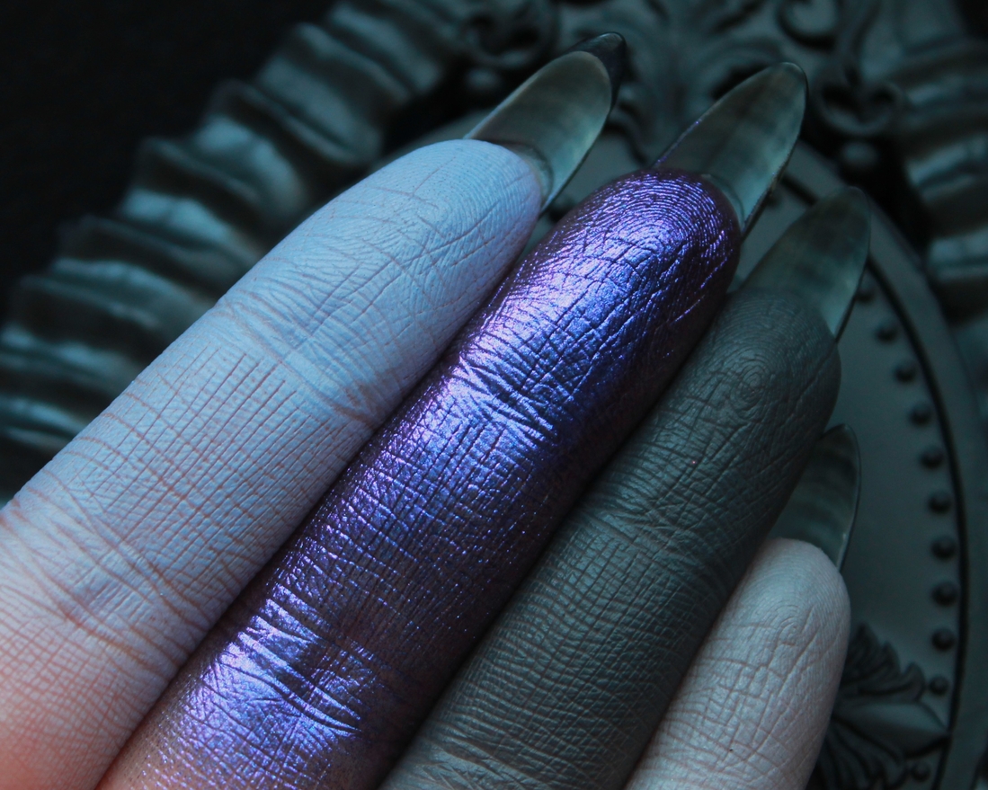 Слева направо: Little Storm Cloud, Nevermore, In Stitches, Full of Woe.