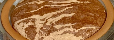 Мой лучший бронзер Catrice Sun Lover Glow Bronzing Powder в оттенке 010 Sun-kissed Bronze. С ним я всегда выгляжу так, словно только что вернулась из отпуска