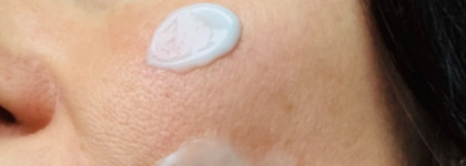 Бюджетный крем Чёрный жемчуг, который прекрасно увлажняет даже сухую возрастную кожу