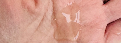 Глубоко очищающий шампунь с кислотами Openface To The Roots мощно очищает кожу головы и ухаживает за волосами