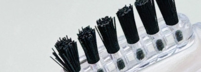 Карандаш для бровей Belor Design Party Eyebrow Pencil в оттенке 107 тауп, который я применяю не по прямому назначению