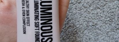 Тон вместо контуринга? Легко, вместе с Divage Luminous Illuminating Soft Foundation в оттенке 03