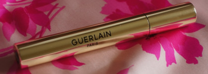 Красивая тушь для ресниц- Guerlain Noir G 24 H intense volume curl mascara