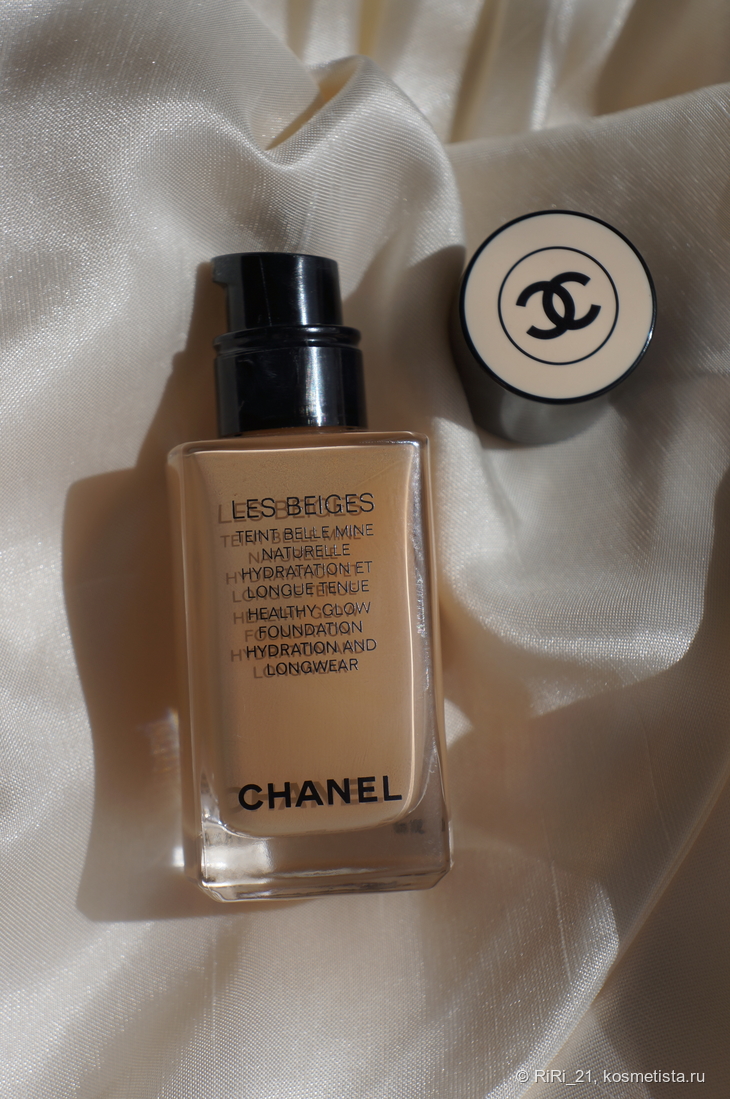 Chanel Les beiges healthy glow foundation hydration and longwear.