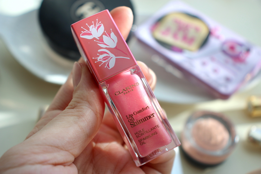 CLARINS l|p Comfort Oil Shimmer Lucky Glow Collection в оттенке 09 Rose Petal