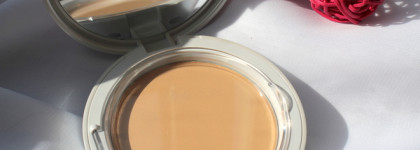 Моя помощница на лето: корейская компактная пудра Air Powder Pact от Yadah  с SPF35 PA++